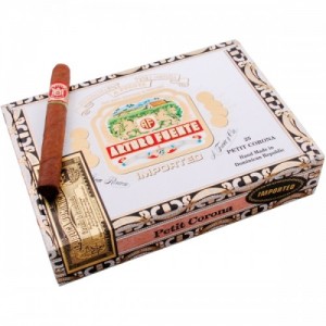 Cигары Arturo Fuente Petit Corona*25