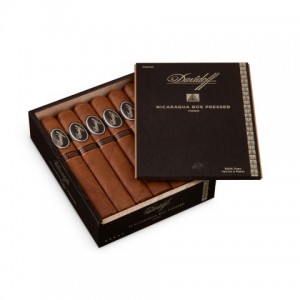 Сигары Сигары Davidoff Nicaragua Box Pressed Toro